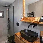 Raffar Luxury Chora Ii