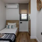 Apartment Raffar Luxury Chora Ii *