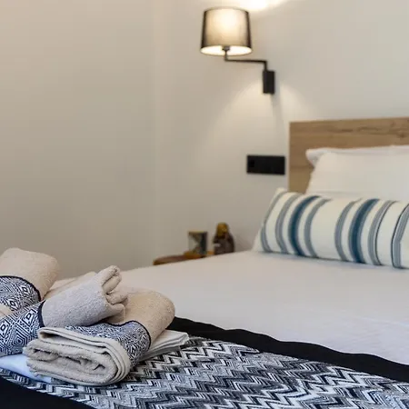 Raffar Luxury Chora Ii דירה *