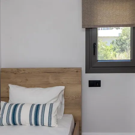 Raffar Luxury Chora Ii דירה *