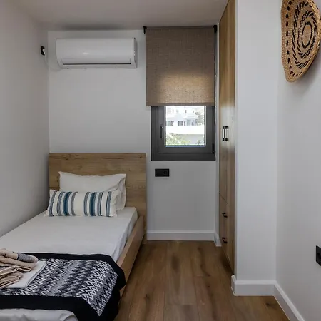 Apartmán Raffar Luxury Chora Ii *